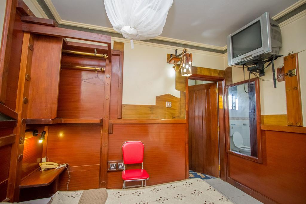 Grand Holiday International Hotel Mbarara Екстериор снимка