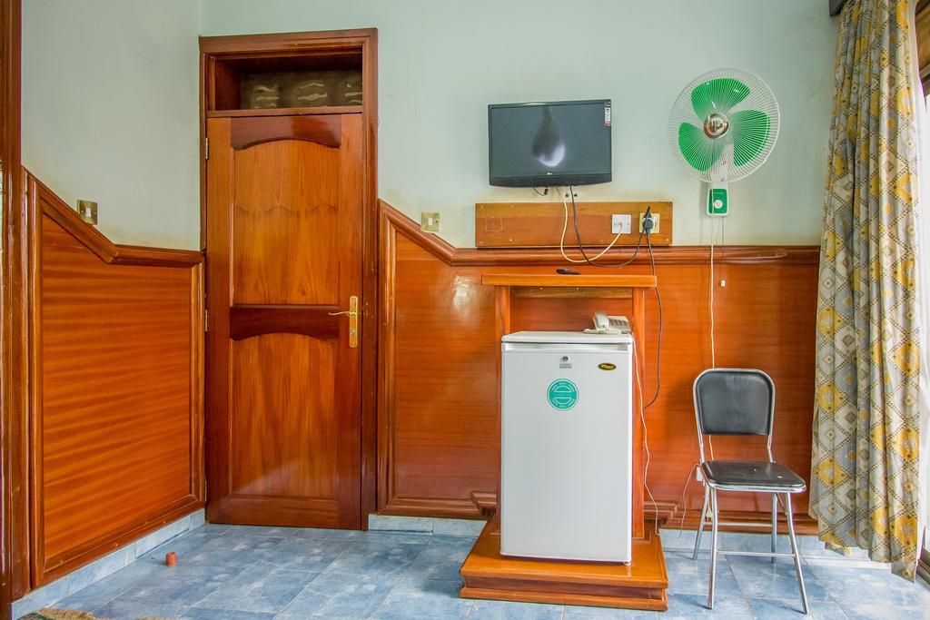 Grand Holiday International Hotel Mbarara Екстериор снимка