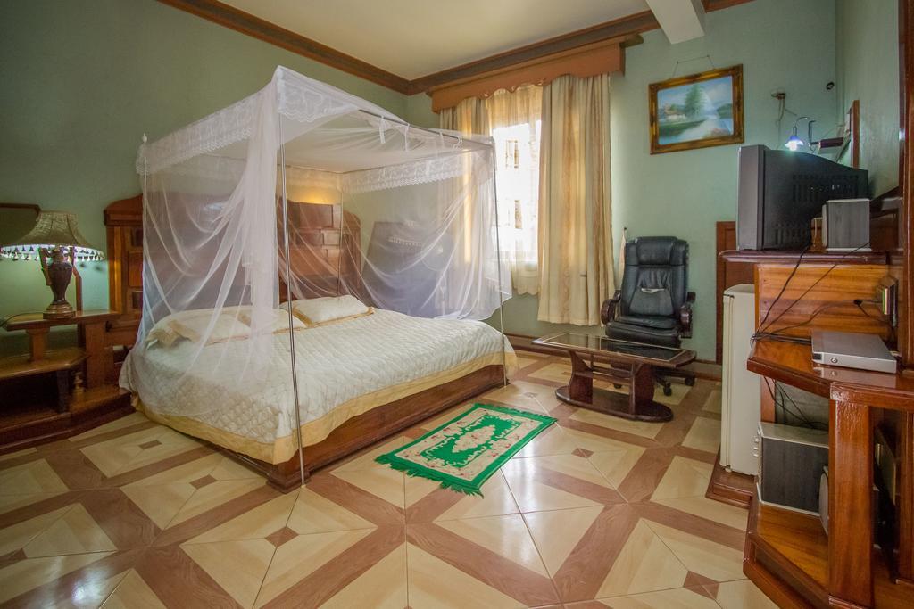 Grand Holiday International Hotel Mbarara Екстериор снимка