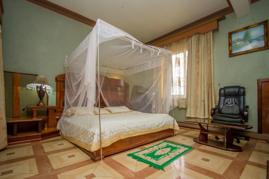 Grand Holiday International Hotel Mbarara Екстериор снимка